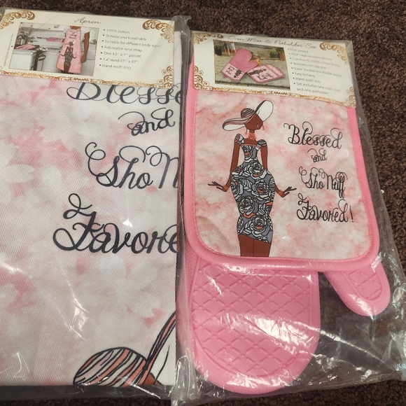 Apron and Oven Mitt Set
